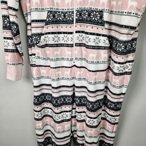 Torrid Fleece Full Length Lounge Onesie Pink Fair Isle 00/0 - Picture 9 of 13